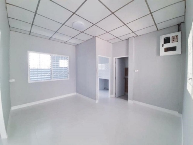 เกษตรนวมินทร์ ด่วน วินาทีสุดท้าย บ้านเช่าติดถ.ประเสริฐมนูกิจ 40-50  32ตรว. 150 ตรม. แอร์ 2 เครื่อง 2นอน 2น้ำ รพ. นวเวช มาเก็ตเพลส