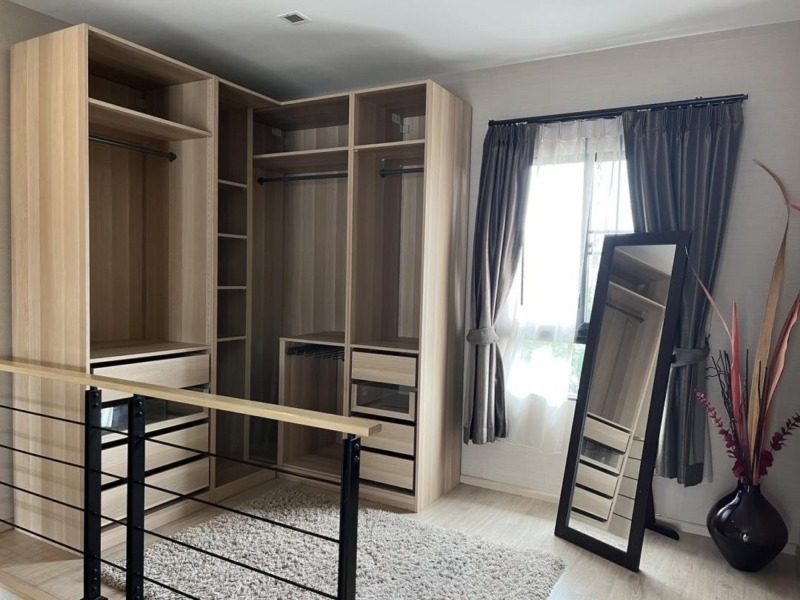 ให้เช่าทาวน์โฮม 3 ชั้นครึ่ง 20 ตร.วา เฟอร์ครบพร้อมอยู่ บ้าน Double volume โครงการอาร์เด้น พัฒนาการ 20 ใกล้ทางด่วนศรีรัช (AH-T1255)