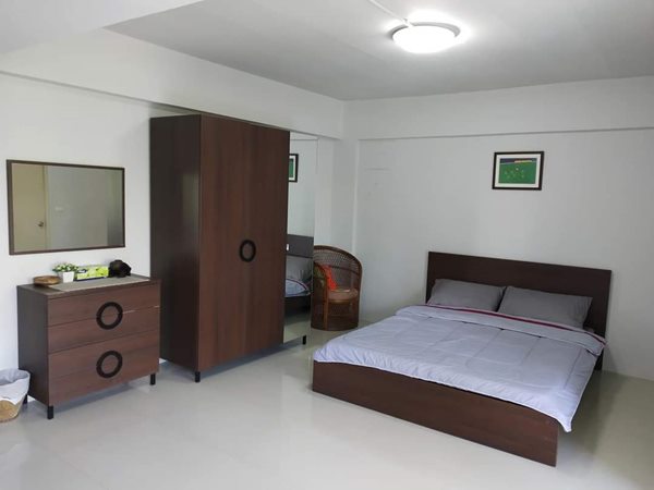 ให้เช่า ห้องพัก อพาร์ทเม้นท์ บ้านอุดมพร ในซอยศรีนครินทร์11 (เทพทวี2) รวมเฟอร์นิเจอร์ในห้อง เงียบสงบ และปลอดภัย โทร 062-226-3653