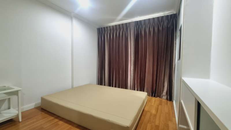 คอนโดมิเนียม ลุมพินี เพลส พระราม 9 – รัชดา Lumpini Place Rama IX – Ratchada 1 BR 2890000 BAHT ไม่ไกลจาก MRT พระราม 9 ทำเลเด่น กรุงเทพ