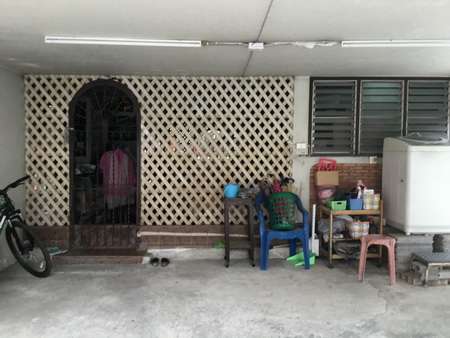 ที่ดินพร้อมบ้าน 1 หลัง เนื้อที่ 182 ตารางวา ตำบลบางกระสอ อำเภอเมืองนนทบุรี จ.นนทบุรี