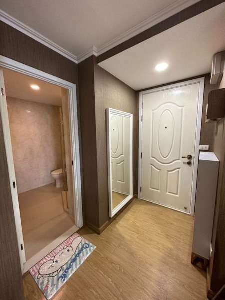 BH2280 ให้เช่าคอนโด THE PRAGUE CONDOMINIUM ที่เดียวในย่านการค้า โบ๊เบ๊ทาวเวอร์ เหมาะสำหรับแม่ค้าชาวไทยและจีน ทำเลดีที่สุด