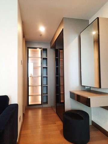 Beautifully decorated 2 bedroom condo for rent at Supalai Oriental Sukhumvit 39, near MRT and BTS