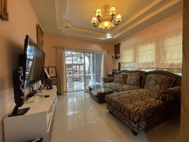 cx ขายบ้านเดี่ยว หมู่บ้านเดอะทาวน์ ซอยพหลโยธิน 54/1 แยก4 โทร 095-089-2688