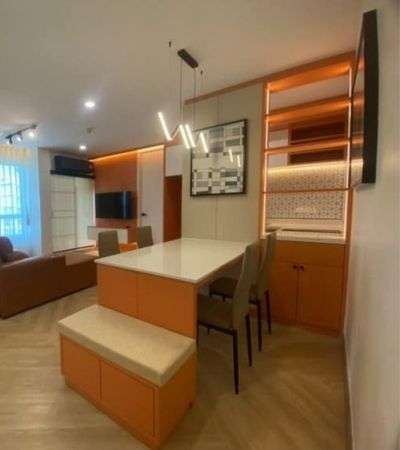 D Condo Sign – 2 ห้องนอน ห้องวิวสระว่ายน้ำ ภายในห้องตกแต่งใหม่ สไตล์คอนเทมโพรารี่ พร้อมด้วยเฟอร์นิเจอร์ใหม่
