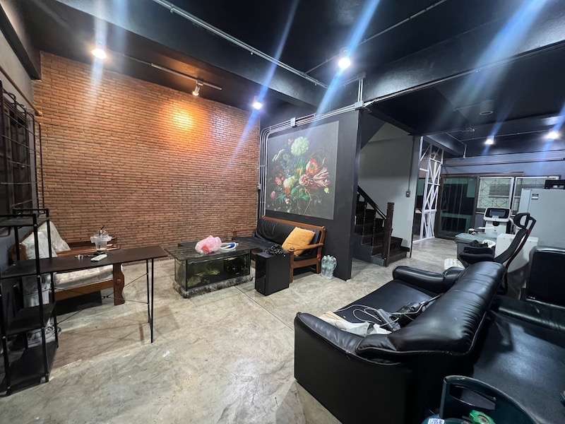 BH1445 ให้เช่า-ขายบ้านทาวน์เฮ้าส์ 2ห้องนอน 2ห้องน้ำ Loft Style ลาดพร้าว101 เขตบางกะปิ กรุงเทพฯ ใกล้รถไฟฟ้าสถานีลาดพร้าว 101
