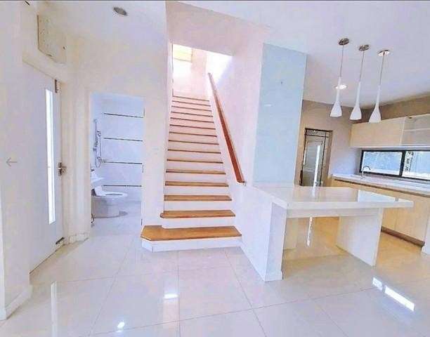 บ้านเดี่ยว 2ชั้น หมู่บ้านมัณฑนา เลค วัชรพล สุขาภิบาล5 สายไหม ใกล้ทางด่วน จตุโชติ