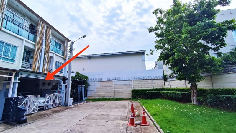 ขาย เดอะแพลนท์ ซิตี้ แจ้งวัฒนะ แปลงพิเศษ ตรงข้ามสวนหย่อม The Plant Citi แจ้งวัฒนะ ทาวน์โฮมใกล้ IMPACT เมืองทองธานี ใกล้รถไฟฟ้าสายสีชมพู