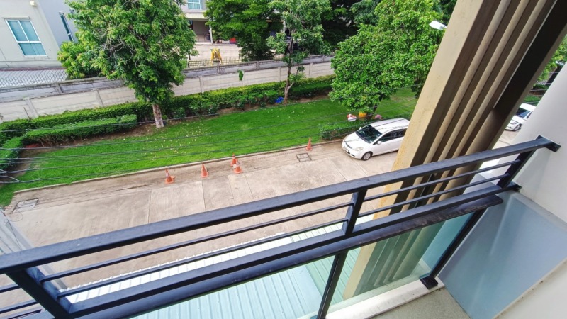 ขาย เดอะแพลนท์ ซิตี้ แจ้งวัฒนะ แปลงพิเศษ ตรงข้ามสวนหย่อม The Plant Citi แจ้งวัฒนะ ทาวน์โฮมใกล้ IMPACT เมืองทองธานี ใกล้รถไฟฟ้าสายสีชมพู