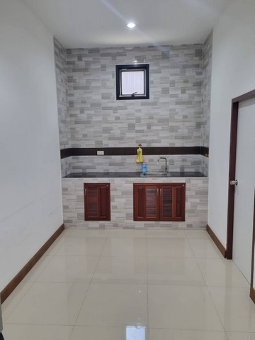 ขายโรงงาน 376 ตร.ว. สำนักงาน 2 ชั้น สภาพใหม่ ใกล้บิ๊กซีกระทุ่มแบน  อำเภอกระทุ่มแบน จังหวัดสมุทรสาคร
