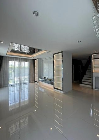 ขายบ้านเดี่ยว 2ชั้น ย่านพัมนาการ โครงการเศรษฐสิริ เนื้อที่ 81 ตรว. หลังมุม พร้อมสระว่ายน้ำ