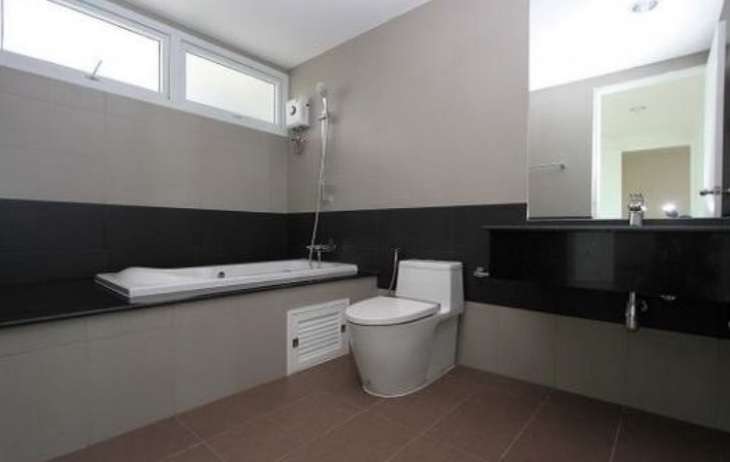 ขายทาวน์โฮม 3 ชั้นครึ่ง หลังมุม สเปซ ลาดพร้าว-เหม่งจ๋าย Space Townhome วังทองหลาง กทม.