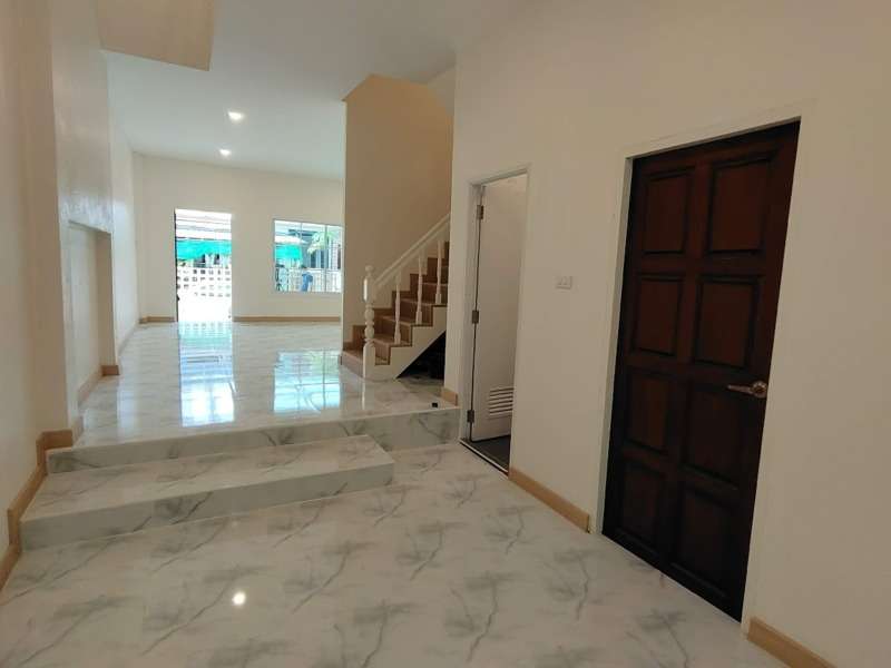 6603-027 ขาย ทาวน์โฮม ลาดพร้าว นิด้า เสรีไทย เดอะมอลบางกะปิ บ้านเสรีไทย 5 ห้องนอน