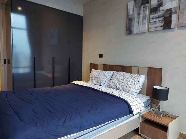 คอนโดให้เช่าใกล้MRTเพชรบุรี 2 ห้องนอน ห้องกว้างมาก วิวสวย ลมเย็นไม่ร้อน