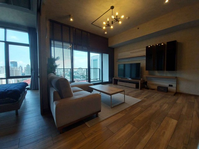 คอนโดให้เช่าใกล้MRTเพชรบุรี 2 ห้องนอน ห้องกว้างมาก วิวสวย ลมเย็นไม่ร้อน