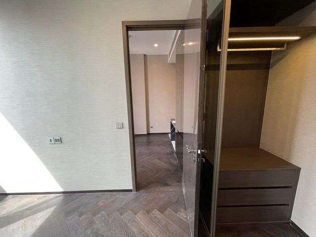 The Esse Sukhumvit 36 clean safe private 14th floor BTS Thonglor