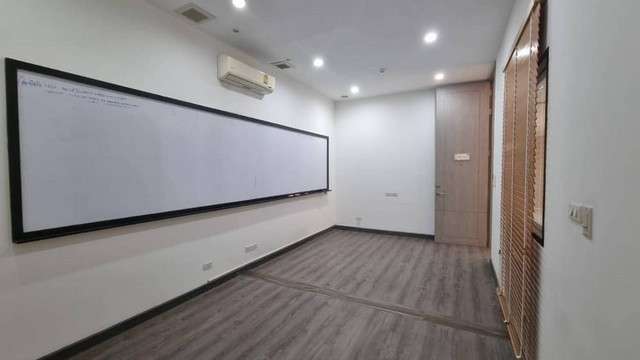 ให้เช่าบ้าน 2 ชั้น พื้นที่ใช้สอย 300 ตร.ม ตกแต่งสวยงาม  ซอยหัวหมาก 8 สามารถทำเป็น Shop หรือ Showroom ได้