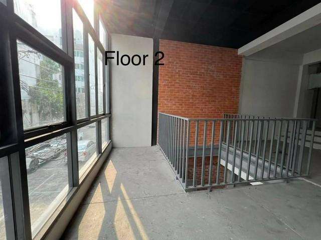 ขายอาคารพาณิชย์ 5 ชั้น ใกล้รถไฟฟ้าสวนหลวง ร.9 ศรีนครินทร์ 40