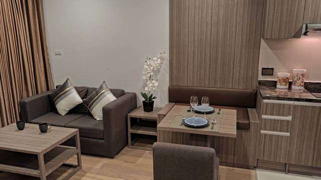 Art at Thonglor spacious safe peaceful 6th floor BTS Thonglor