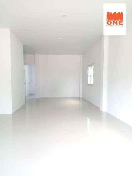 ขายบ้านเดี่ยว บ้านใหม่ หมู่บ้านกรรณสูต ริเวอร์วิลล์ ติดแม่น้ำท่าจีน สวนสาธารณะส่วนกลางพื้นที่เกือบ 10 ไร่ อ.นครชัยศรี จ.นครปฐม