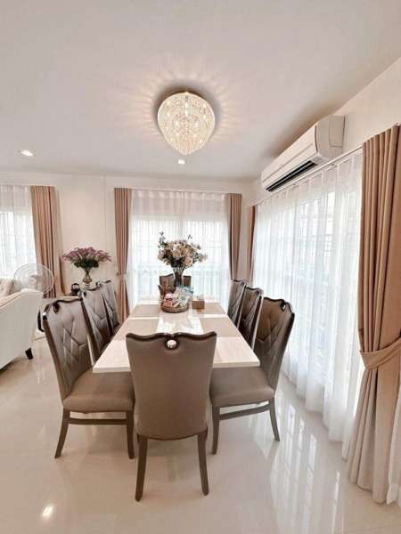 ให้เช่าบ้านเดี่ยว 2 ชั้น หมู่บ้านแกรนดิโอ ลาดพร้าว – เกษตรนวมินทร์