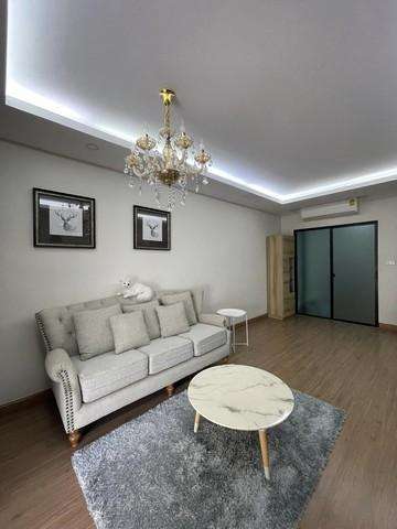 ขายทาวน์โฮม 3 ชั้น โครงการบ้านกลางเมือง นวมินทร์ 42
