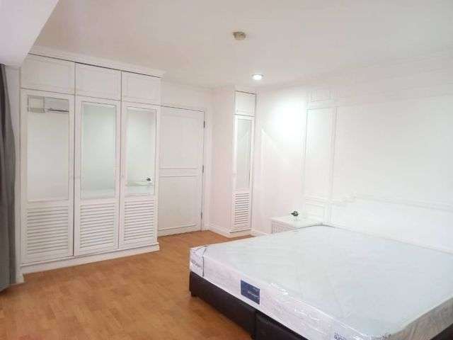 Waterford Park Thonglor peaceful safe 26th floor BTS Thonglor