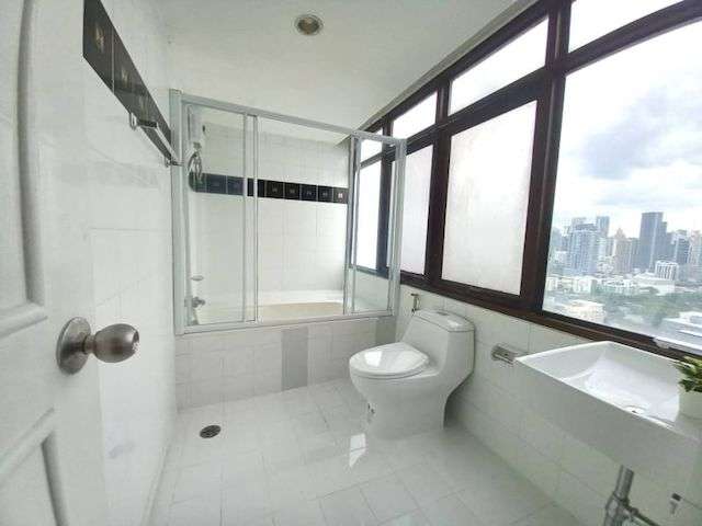 Waterford Park Thonglor peaceful safe 26th floor BTS Thonglor