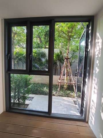 Taka Haus Ekamai  peaceful  nice  clean  BTS Ekamai