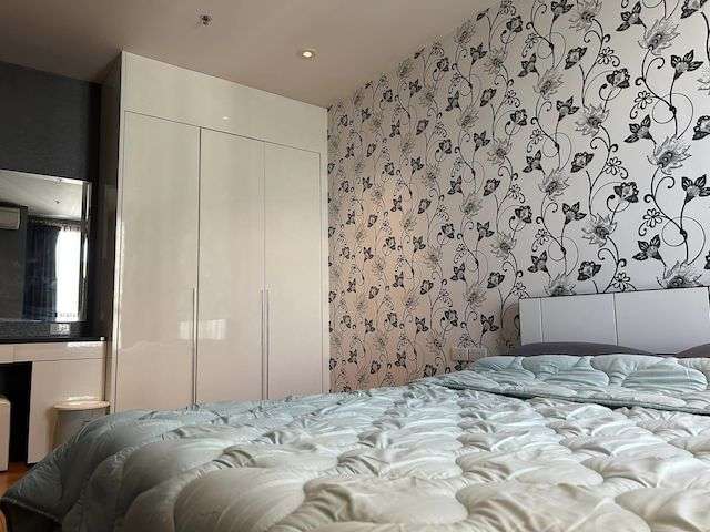 The President Sukhumvit 81 nice clean safe 19th floor BTS On Nut