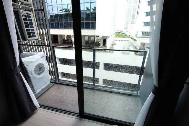 Quintara Sukhumvit 42 clean private nice 7th floor BTS Ekkamai