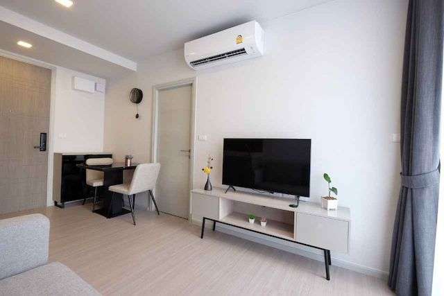 Quintara Sukhumvit 42 clean private nice 7th floor BTS Ekkamai