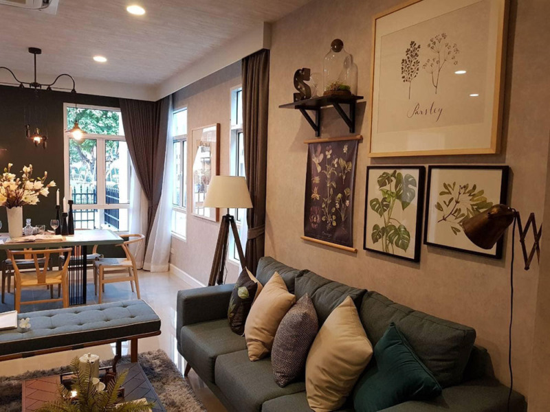 ให้เช่าบ้านหรู สไตลล์ London พร้อมอยู่ กลางเมือง สุขุมวิท 77 ใกล้ bts สถานีพระขโนง โทร 081 359 0577