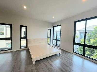 WW78  ขาย หมู่บ้านซอนเน่ ศรีนครินทร์-บางนา บ้านใหม่ไม่เคยเข้าอยู่ ถนนเฉลิมพระเกียรติ ร.9 ซอย28 แยก14-1