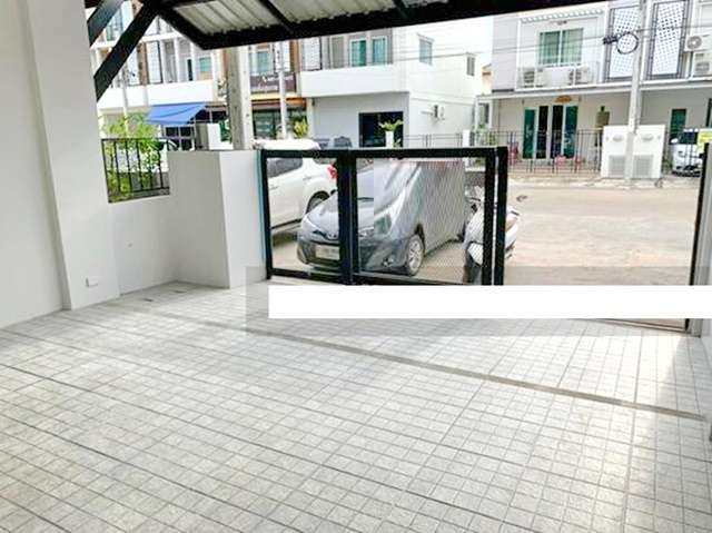 เช่า-ขาย โฮมออฟฟิต 3 ชั้น รามอินทรา-ซาฟารี 4นอน 3น้ำ 22 ตรว. กว้าง 5 เมตร 220 ตร.ม. 4.5 ล้านบาท พระยาสุเรนทร์ ตลาดมีนบุรี