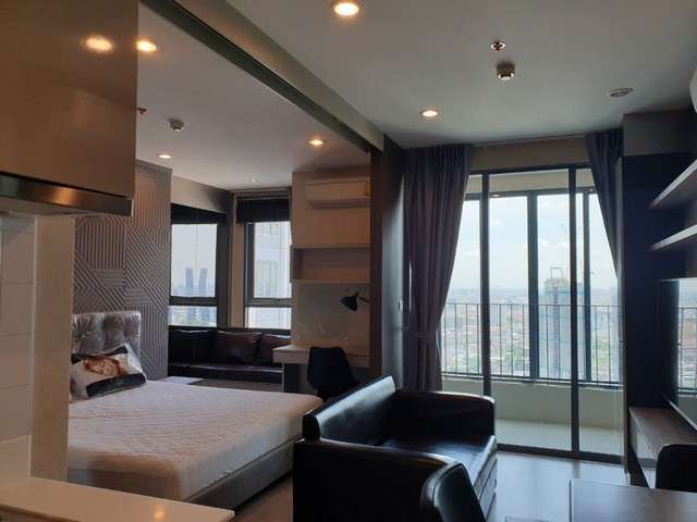 (ให้เช่า) ไอดีโอ คิว จุฬา-สามย่าน (ใกล้MRTสามย่าน เพียง 400 เมตร) อยู่ใกล้สามย่านมิตรทาวน์ และจามจุรีสแควร์ (ถนนพระราม4)