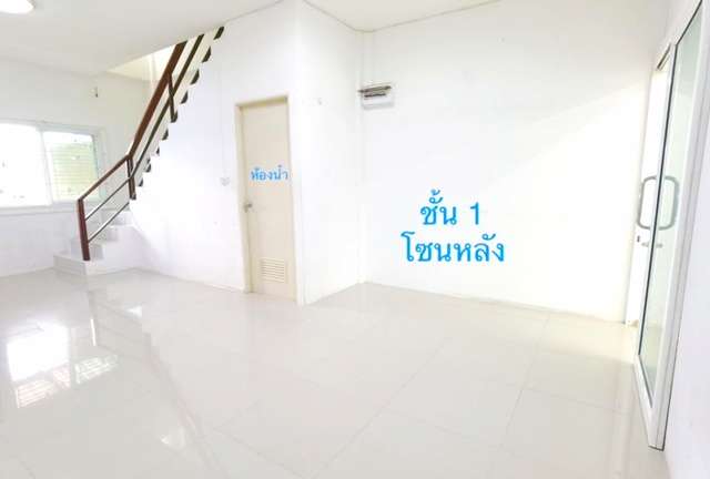 ตลาดหนองมน ทำเลดีถูกที่สุด ให้เช่า อาคารพาณิชย์ 3 ชั้น ม.บูรพา ทะเลบางแสน ชลบุรี 4 นอน 3น้ำ 2ที่จอดรถ บิ๊กซี 25 ตรว. 225 ตรม.