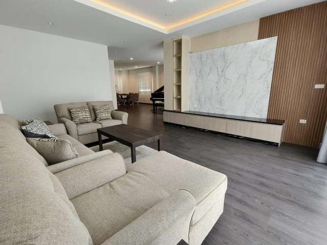 Sm311-1  ขายบ้านเดี่ยว สไตล์โมเดิร์น บ้านใหม่  ซ.สุขุมวิท 65 ใกล้ BTS เอกมัย
