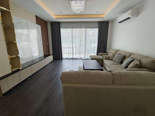 Sm311-1  ขายบ้านเดี่ยว สไตล์โมเดิร์น บ้านใหม่  ซ.สุขุมวิท 65 ใกล้ BTS เอกมัย