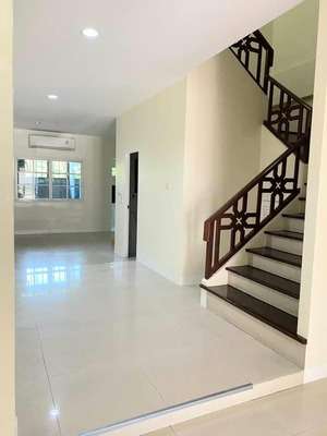 JJ361    เช่า ทาวน์โฮม 3ชั้น ซอยนาคนิวาศ48 แยก14 *ใกล้ สำนักงานเขตลาดพร้าว