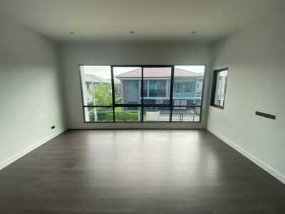 JJ379   ขาย บ้านเดี่ยว หมู่บ้านเศรษฐสิริ กรุงเทพกรีฑา2 บ้านไม่เคยมีคนเข้าอยู่