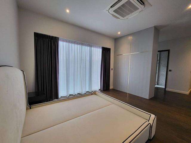 ให้เช่าบ้านเดี่ยว3 ชั้น 3 master bedroom, 5ห้องน้ำ หลังมุม มีลิฟท์ Rooftopโครงการบูก้าน กรุงเทพกรีฑา BuGaan Krungthep-Kreetha