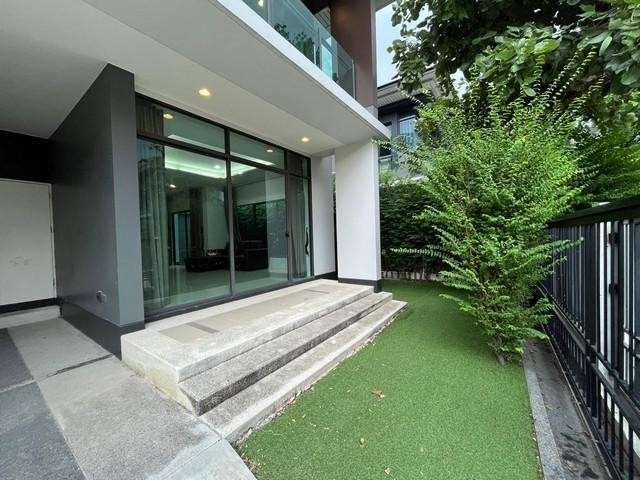 Sm380  ให้เช่าบ้านเดี่ยว  เศรษฐสิริ กรุงเทพกรีฑาตัดใหม่  พร้อมอยู่ อนุญาตให้เลี้ยงสัตว์  Pets friendly