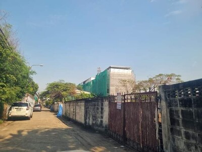 WW235 ขาย ที่ดินเปล่าถมแล้ว ซอย รัชดา32 หรือ ลาดพร้าว35 , ที่ดินแปลงสวย ใจกลางเมือง ทำเลดี