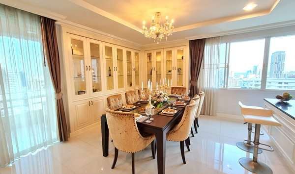 Luxury Service Apartment for rent Sukhumvit 39 Duplex Penthouses 4 bedrooms 4 bathroom Tel +66-62-993-5546