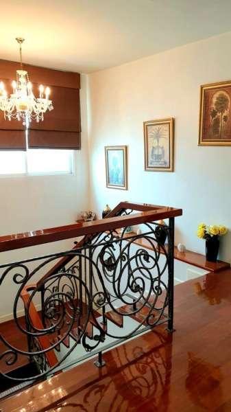 Luxury Service Apartment for rent Sukhumvit 39 Duplex Penthouses 4 bedrooms 4 bathroom Tel +66-62-993-5546
