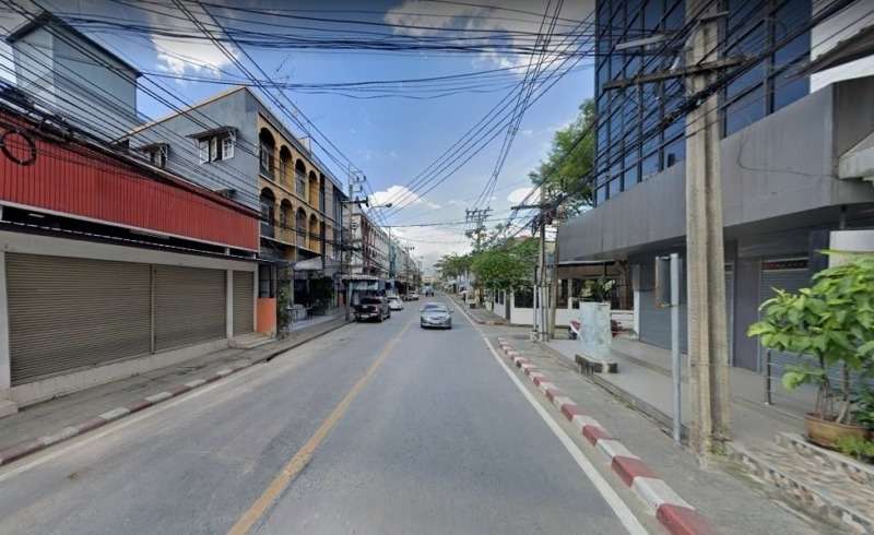 ที่ดินเปล่า ติดถนนบรมราชชนนี !