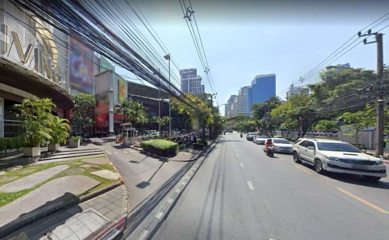 ขายบ้าน ในซอยเอกมัย ใกล้ดองกิมอลล์ ทองหล่อ !