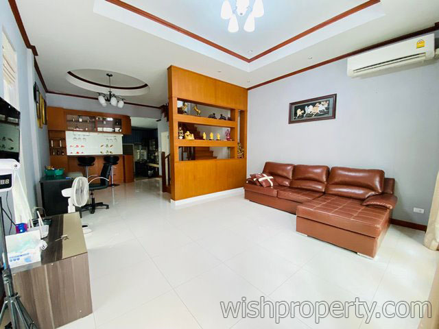ทาวน์โฮม ศิรินโฮม ซอยลาดพร้าว101 (Sirin Home Latphrao) เนื้อที่ 28.8  ตารางวา (หลังมุม) ถนนลาดพร้าว