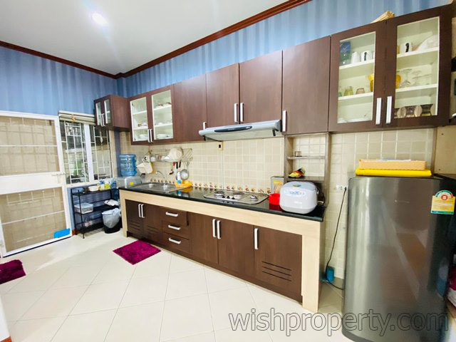 ทาวน์โฮม ศิรินโฮม ซอยลาดพร้าว101 (Sirin Home Latphrao) เนื้อที่ 28.8  ตารางวา (หลังมุม) ถนนลาดพร้าว